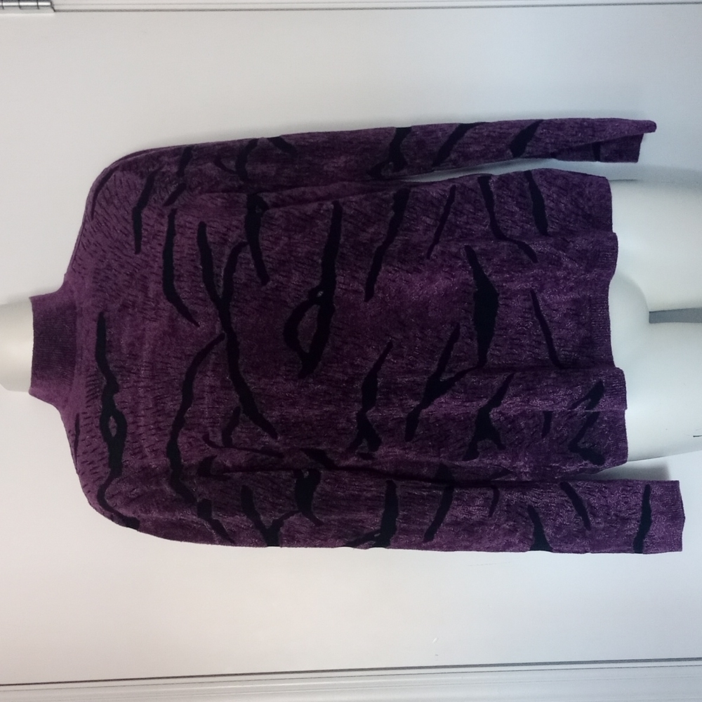 Tradition Vintage Mockneck Sweater with Textured Fabric